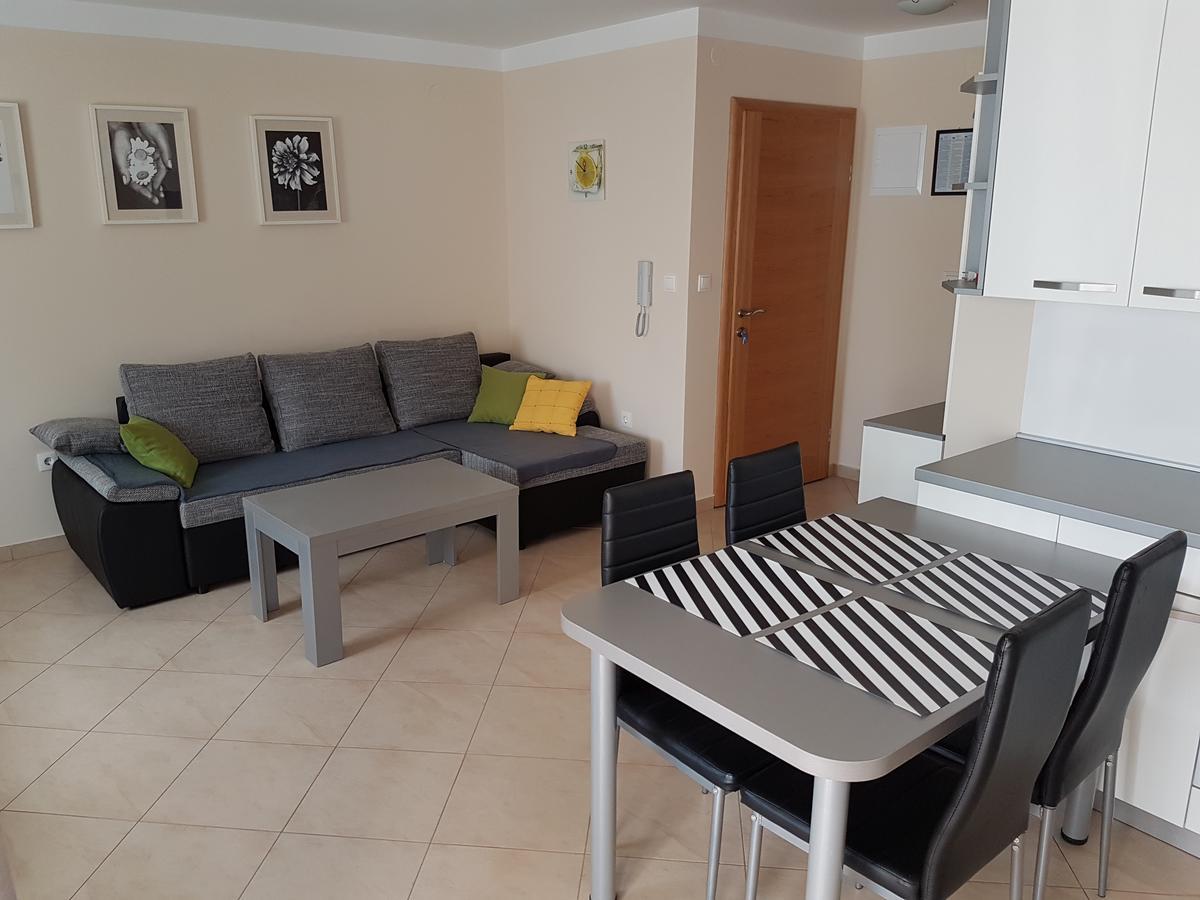 Apartman Branka Starigrad Paklenica Ngoại thất bức ảnh